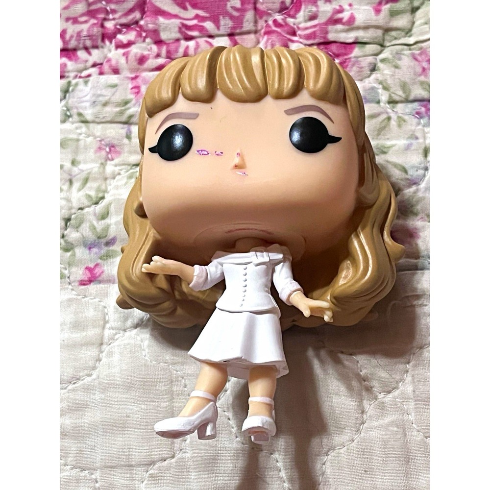 Funko Pop Edward Scissorhands Kim Boggs #981 White Dress Movie Vinyl Figure 2020